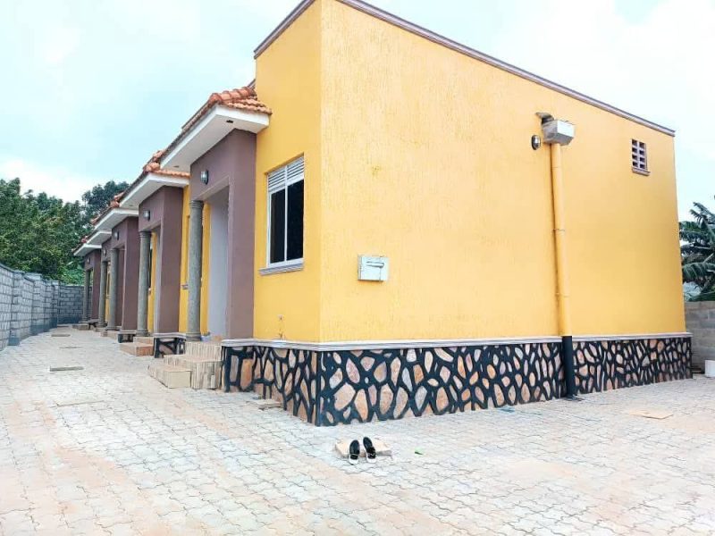 Six rentals for sale in kira shimon