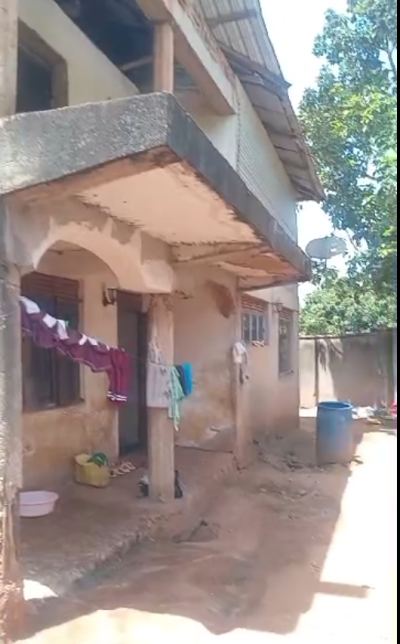 DUPLEX HOUSE & 17 DECIMALS OF LAND FOR SALE – KYANJA, KAMPALA