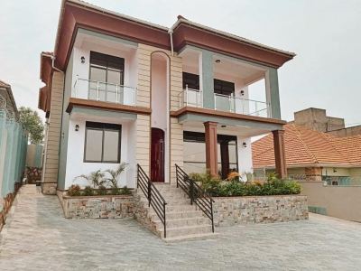 BRAND NEW  HOUSE FOR SALE IN KIRA
